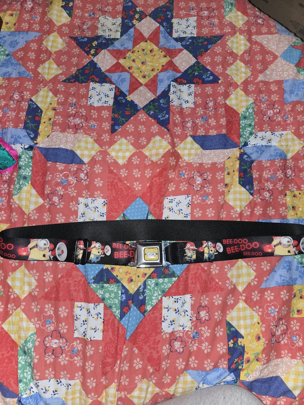 Buckle-Down Minions Black Cartoon Seatbelt Belt